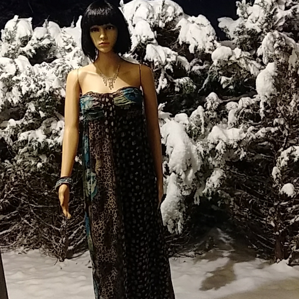 Strapless long printed dress